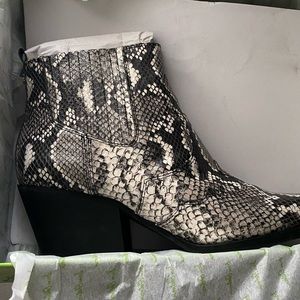 Sam Edelman Winona Boots